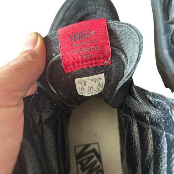 Vans Black High-Top Sneakers Size 7 - Picture 6 of 6